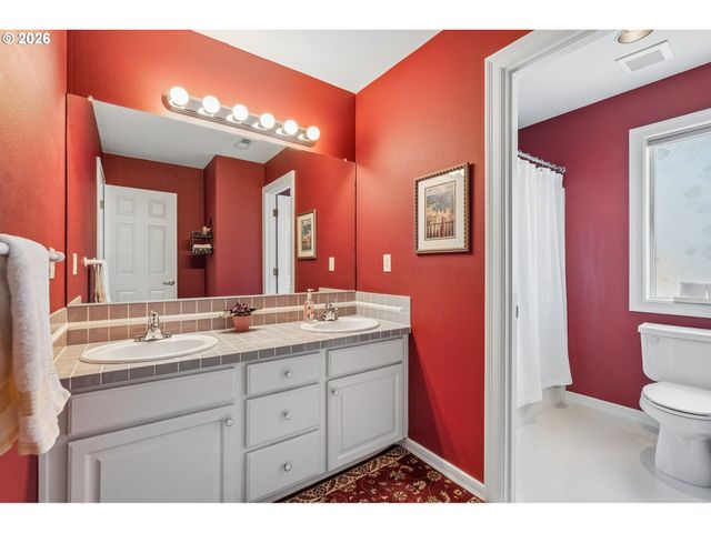 11904 Sw VIEWCREST Ct, Tigard, OR 97224