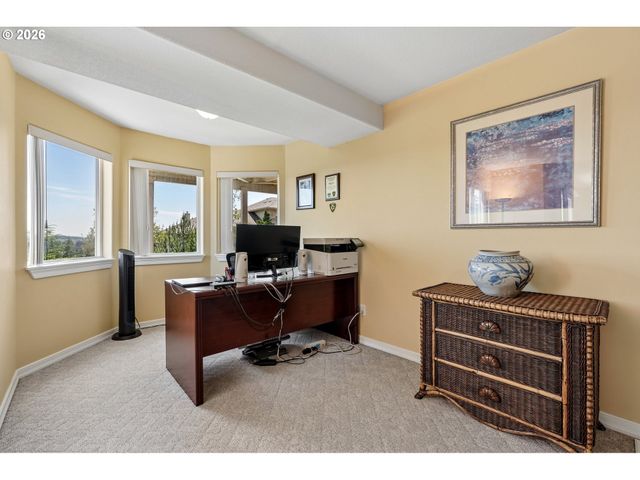 11904 Sw VIEWCREST Ct, Tigard, OR 97224