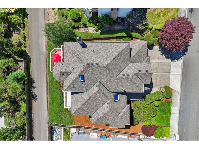 11904 Sw VIEWCREST Ct, Tigard, OR 97224