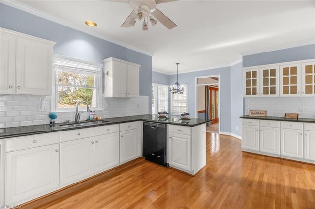 5133 Rockmont Court, Winston-salem, NC 27104