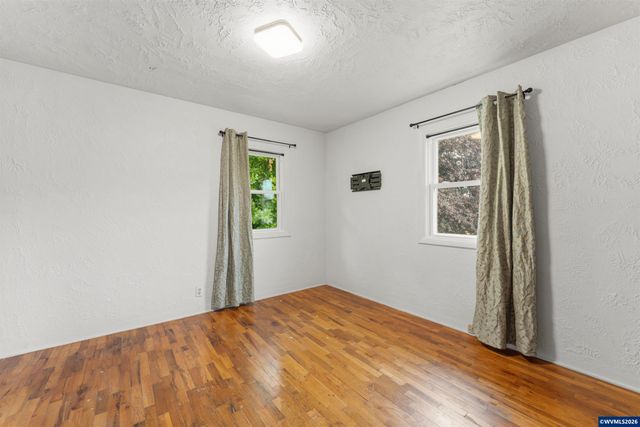 278 Draper St NE, Salem, OR 97301