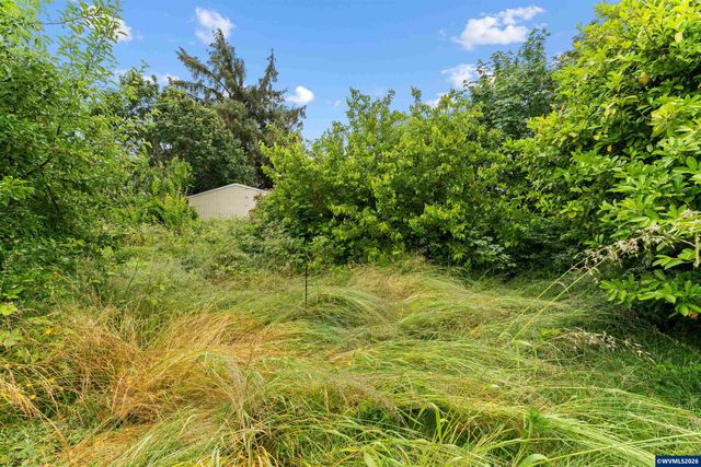 278 Draper St NE, Salem, OR 97301