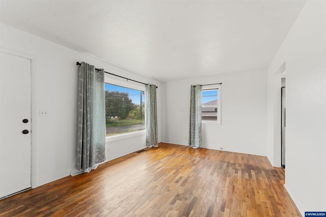 278 Draper St NE, Salem, OR 97301