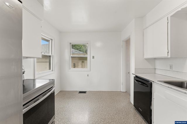278 Draper St NE, Salem, OR 97301