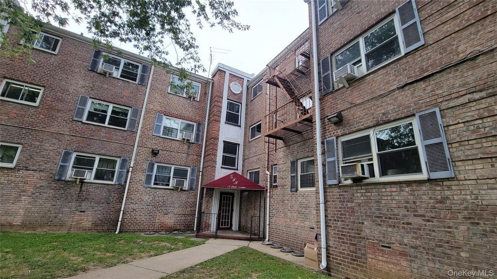 111-05 66 Avenue 1B, Forest Hills, NY 11375 — photo 3