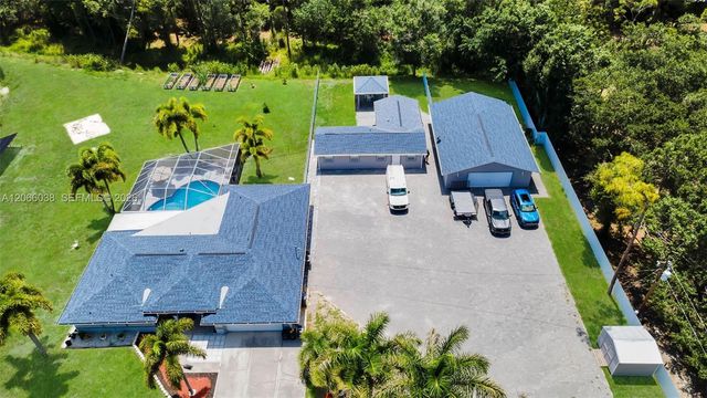19901 Pine Echo, North Fort Myers, FL 33917