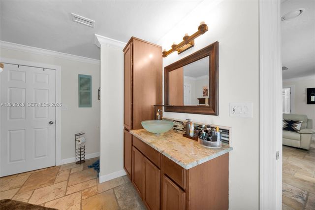 19901 Pine Echo, North Fort Myers, FL 33917