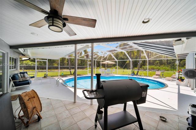 19901 Pine Echo, North Fort Myers, FL 33917