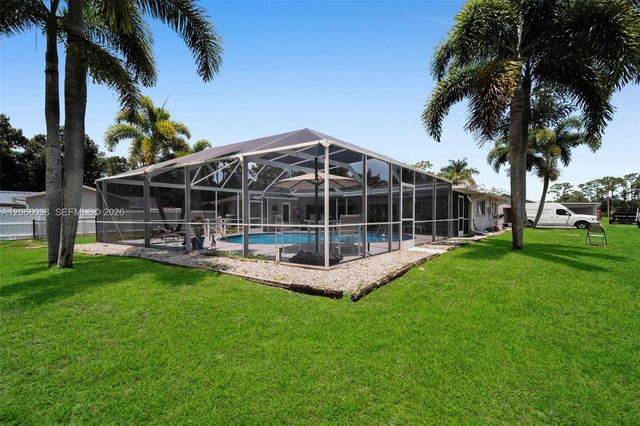 19901 Pine Echo, North Fort Myers, FL 33917