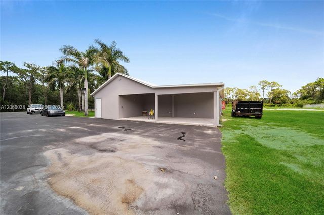 19901 Pine Echo, North Fort Myers, FL 33917