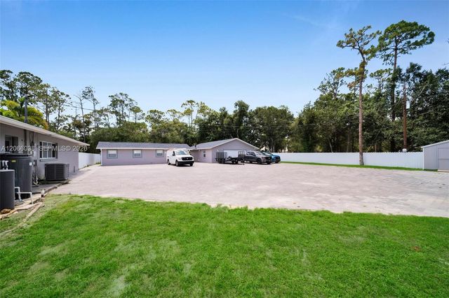 19901 Pine Echo, North Fort Myers, FL 33917