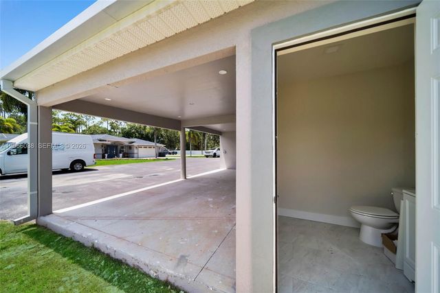 19901 Pine Echo, North Fort Myers, FL 33917