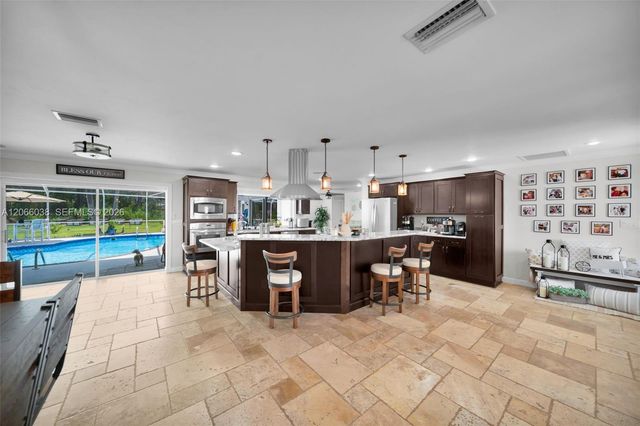 19901 Pine Echo, North Fort Myers, FL 33917