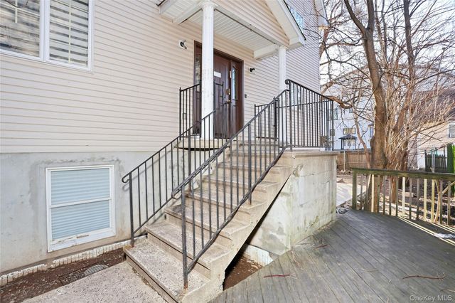 11 Laura Place 2, Spring Valley, NY 10977