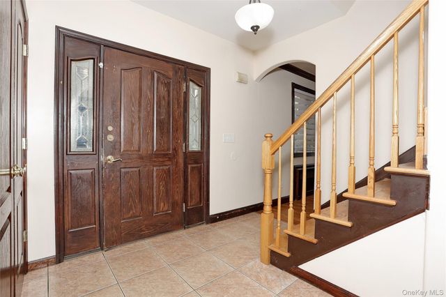 11 Laura Place 2, Spring Valley, NY 10977