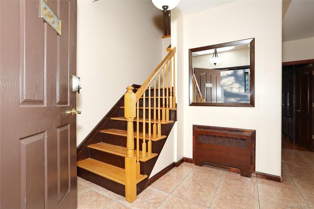 11 Laura Place 2, Spring Valley, NY 10977