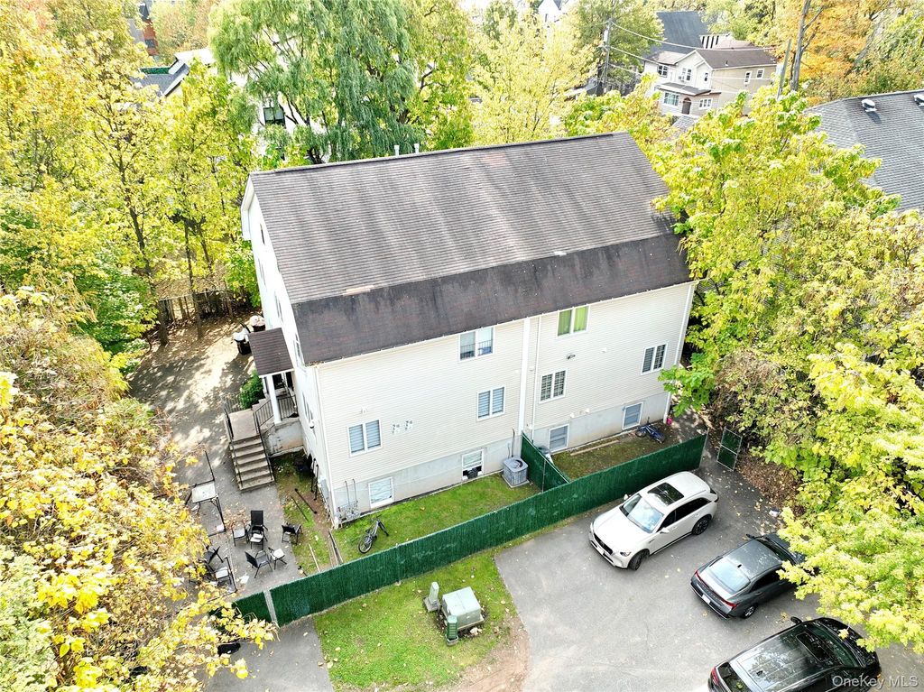 11 Laura Place 2, Spring Valley, NY 10977