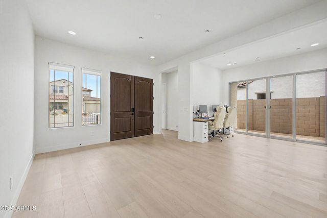 5844 W MAUNA LOA Lane, Glendale, AZ 85306