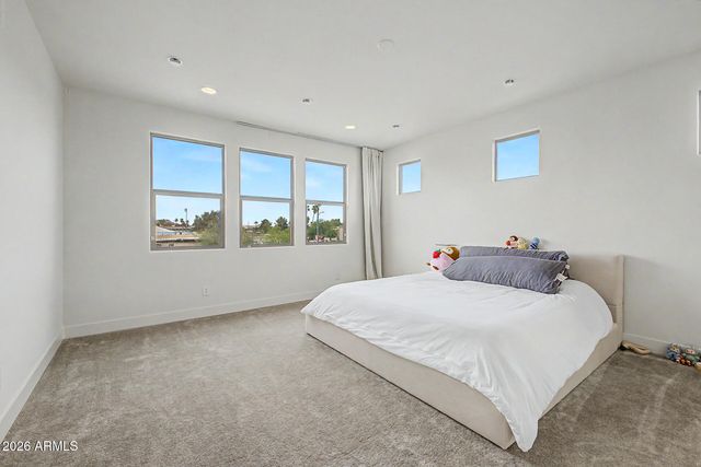 5844 W MAUNA LOA Lane, Glendale, AZ 85306