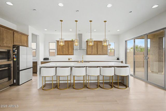 5844 W MAUNA LOA Lane, Glendale, AZ 85306