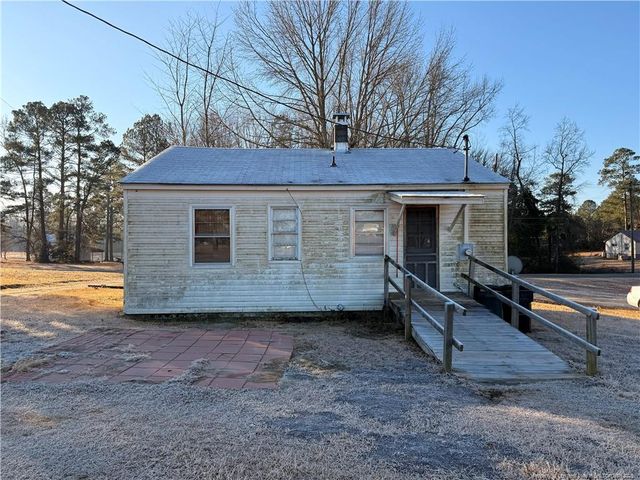 631 Bethel Baptist Road, Spring Lake, NC 28390