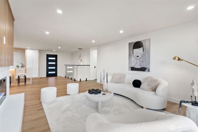 508 S 145th St, Burien, WA 98168