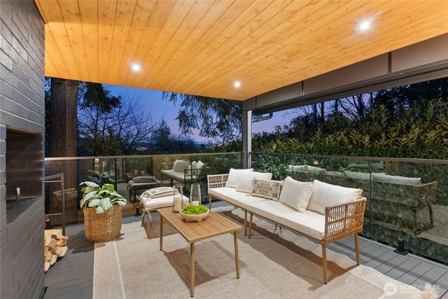 508 S 145th St, Burien, WA 98168