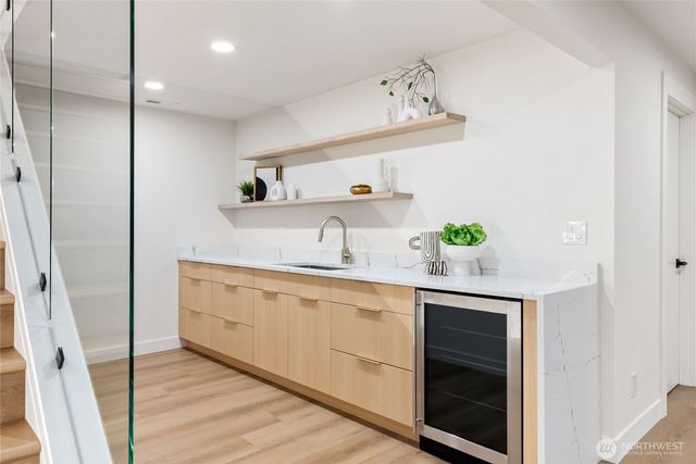 508 S 145th St, Burien, WA 98168