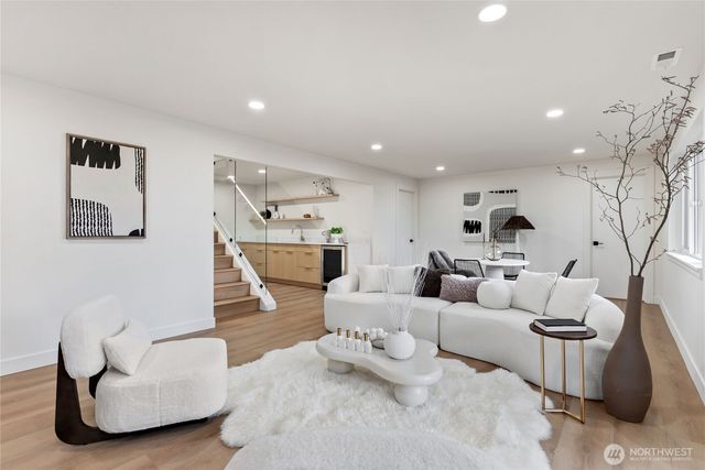 508 S 145th St, Burien, WA 98168