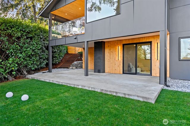 508 S 145th St, Burien, WA 98168