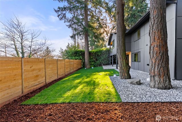 508 S 145th St, Burien, WA 98168