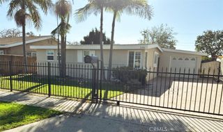 2106 W 9th Street, Santa Ana, CA 92703