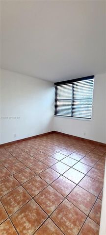 9410 Live Oak Place 109, Davie, FL 33324