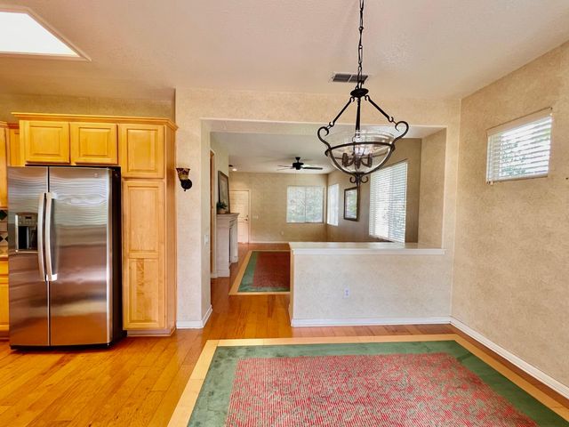 886 Meadowhill Ct, Lincoln, CA 95648