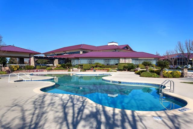 886 Meadowhill Ct, Lincoln, CA 95648