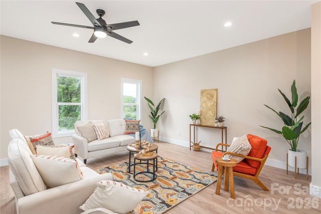 33 Elkwood Avenue, Asheville, NC 28804
