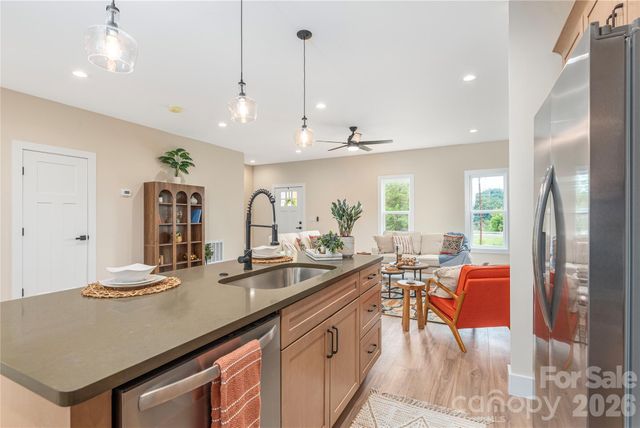 33 Elkwood Avenue, Asheville, NC 28804