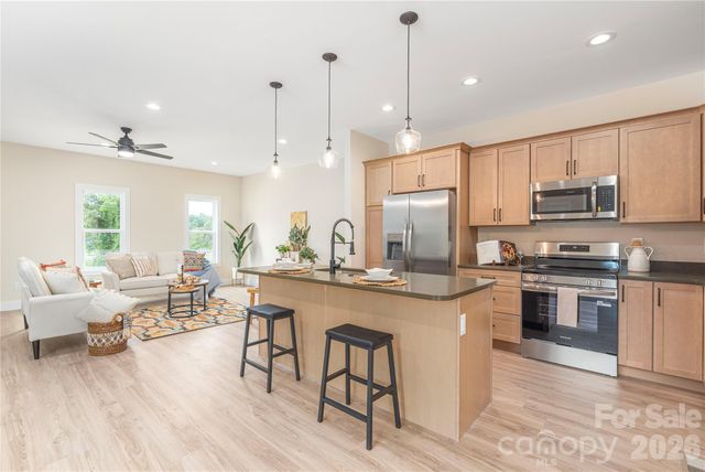 33 Elkwood Avenue, Asheville, NC 28804