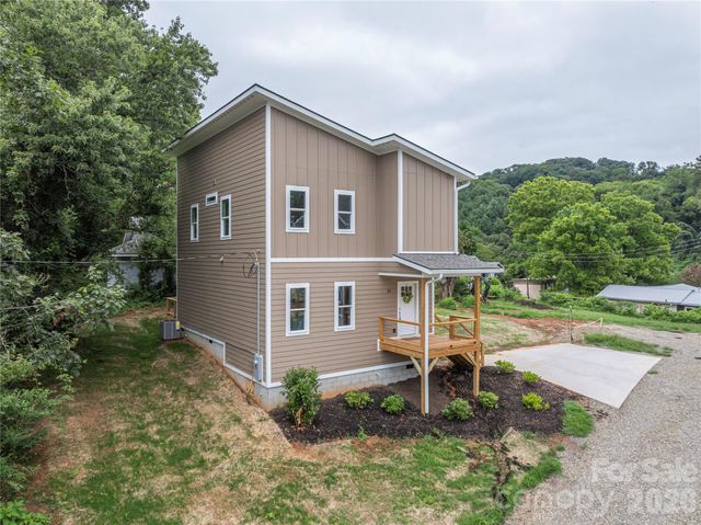 33 Elkwood Avenue, Asheville, NC 28804