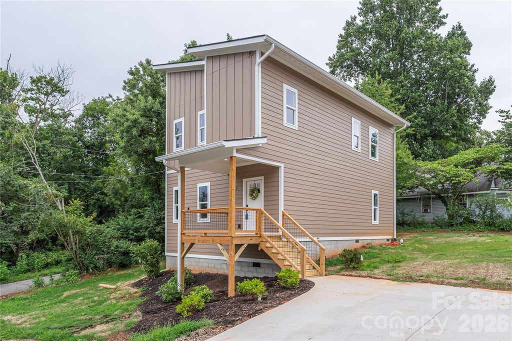 33 Elkwood Avenue, Asheville, NC 28804