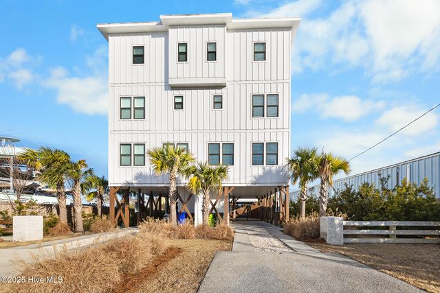 906 Saint Joseph Street Unit 1, Carolina Beach, NC 28428