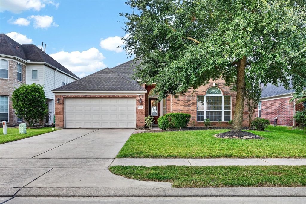18631 Cypress Lake Village Drive, Cypress, TX 77429