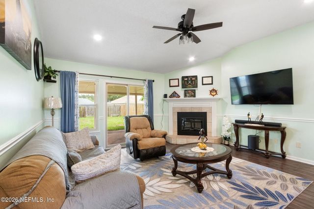 4413 HANGING MOSS Drive, Orange Park, FL 32073