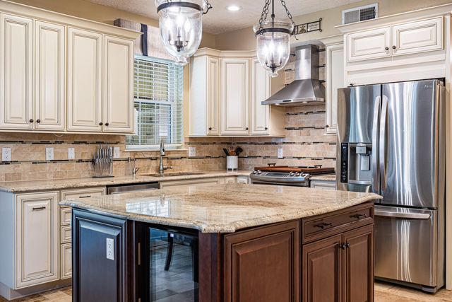 8748 Springhill Drive NW, Albuquerque, NM 87114