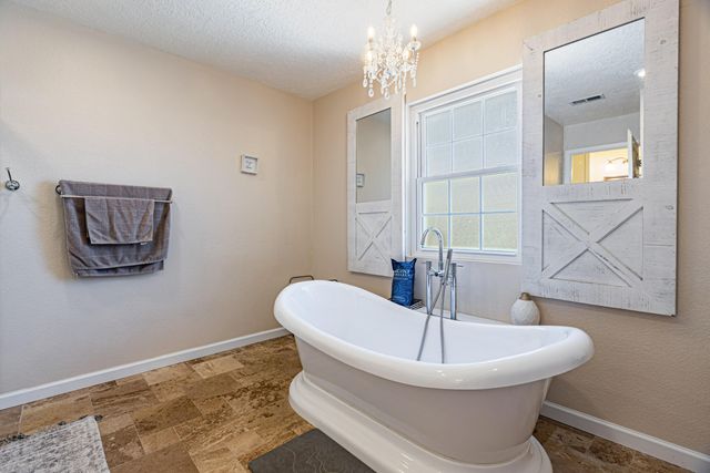 8748 Springhill Drive NW, Albuquerque, NM 87114