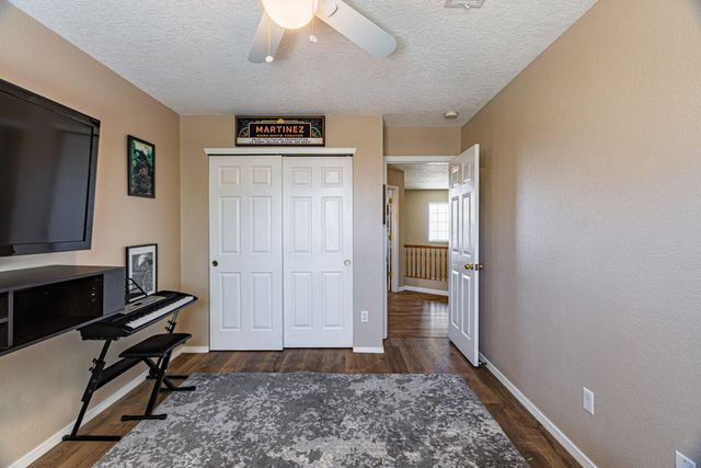 8748 Springhill Drive NW, Albuquerque, NM 87114