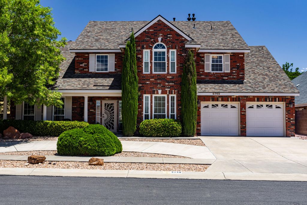 8748 Springhill Drive NW, Albuquerque, NM 87114
