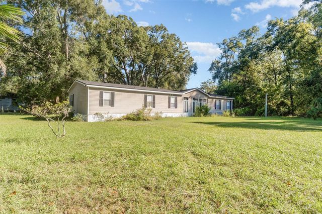 18905 NW 250TH STREET, High Springs, FL 32643