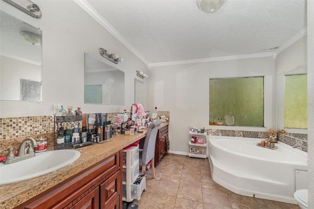 18905 NW 250TH STREET, High Springs, FL 32643