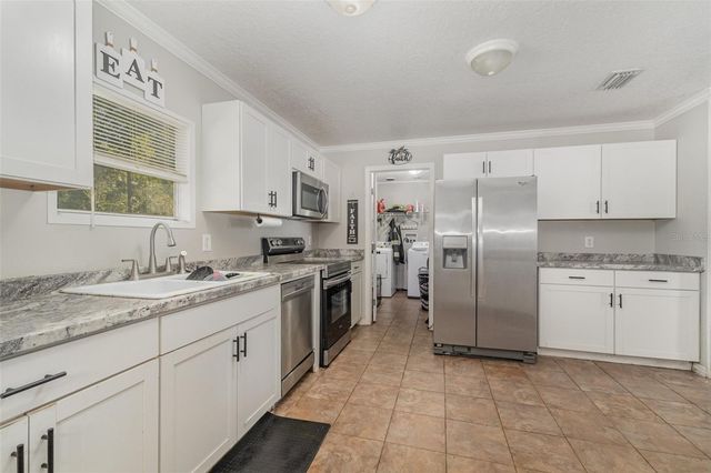 18905 NW 250TH STREET, High Springs, FL 32643